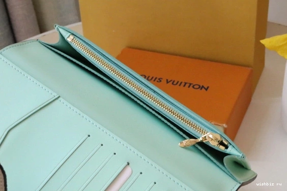 WIS VERTICAL VUITTON WALLET LOUIS 0707